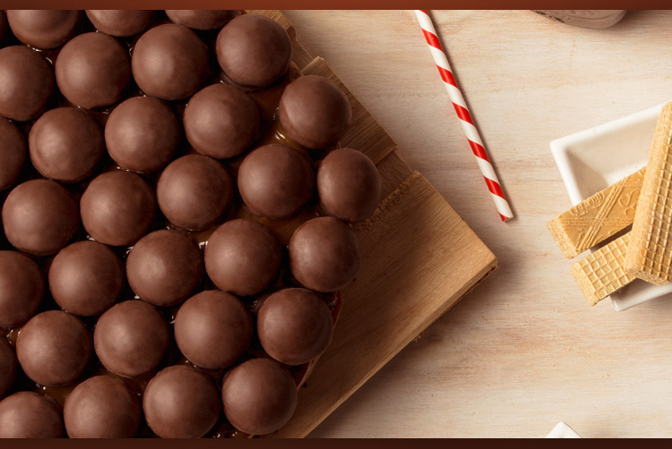 蹦蹦bonbon 墨西哥原装进口花生慕丝夹心巧克力450g(15g*30粒)儿童