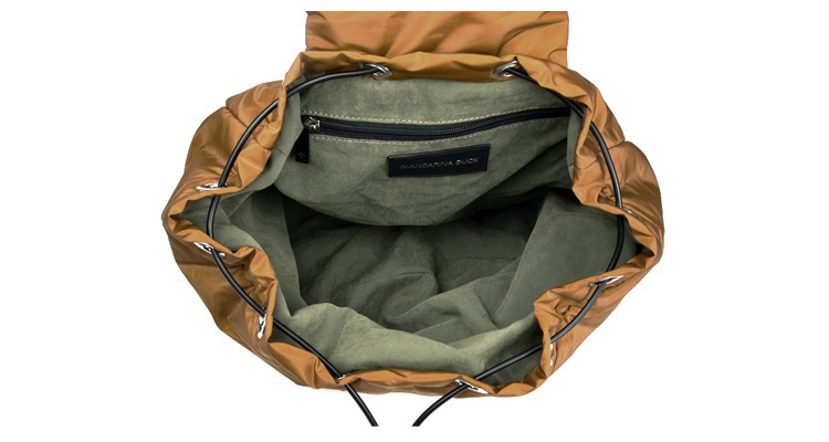 mandarina duck 鸳鸯 女款棕色尼龙双肩背包 141det1108y