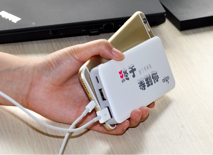 aigo 10000毫安 移动电源/充电宝 聚合物 双USB输出 L100 缘份版