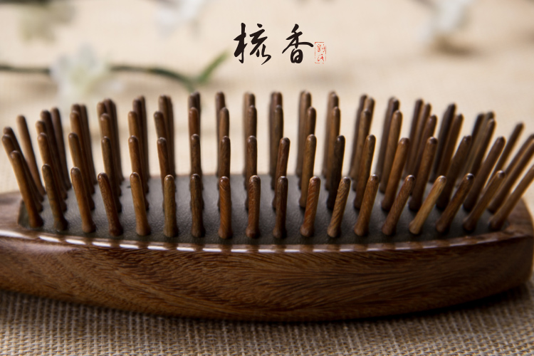梳香玉檀木梳齿气囊款梳子 m2121