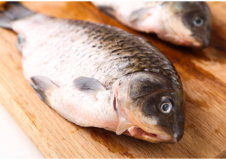 大湖 冷冻有机鲫鱼 去鳃去鳞去内脏 300g 1-2条 袋装 海鲜水产_ 7折