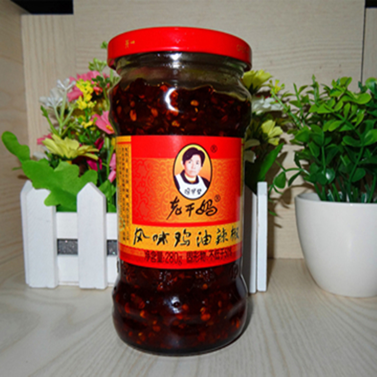 配料表:菜籽油,辣椒,鸡肉(带骨),味精,食盐,大蒜,白砂糖,花椒  食用