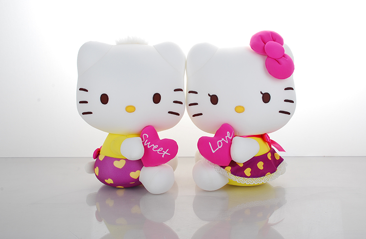 【京东超市】凯佩珑 hello kitty 甜蜜蜜凯蒂猫 丹尼尔 kt毛绒玩具
