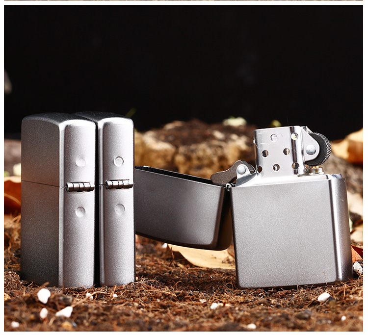 之宝(zippo)打火机 经典铬缎纱 205