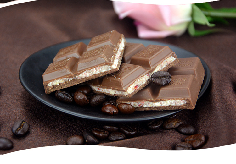 德国rittersport瑞特斯波德草莓酸奶味夹心牛奶巧克力100g