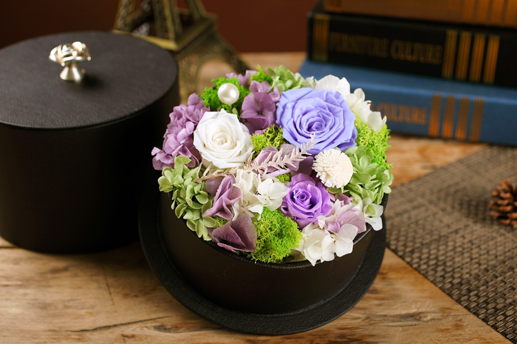 壹盒惊喜 永生花 3朵紫色永生玫瑰花配绿色系礼盒 自然之美yh006