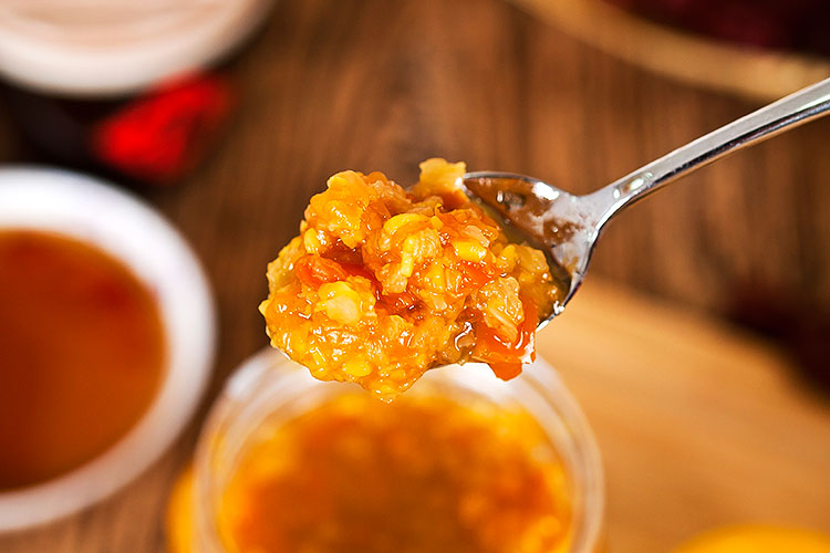 "南国"黄辣椒酱系列——以海南特有的黄辣椒为原料,此辣椒产于海南