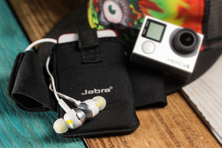 
                                        捷波朗（Jabra) SPORT ROX 洛奇运动版 智能 蓝牙运动耳机 含运动臂带 IP54防水防尘 白色                