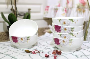 
                                        
                                                            万毅陶瓷餐具 陶瓷米饭碗套装(5英寸)韩式餐具套装陶瓷碗套装(6只装) 今生最爱                