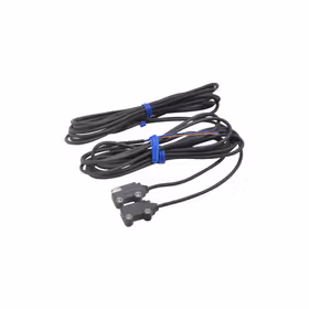 欧姆龙 超小型超薄型的放大器内置型光电传感器；E3T-ST13M 2M