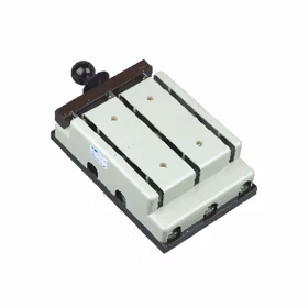 正泰 刀型隔离器；HS11-200/38B(保护型)