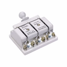 正泰 HD11B (保护型)开启式刀开关；HD11-100/38BT