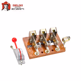 德力西电气 刀形隔离器；HD12-200/31 玻左操