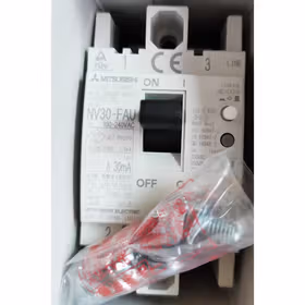 三菱 塑壳断路器；NV30-FAU 2P 30A 100-240V 30MA W